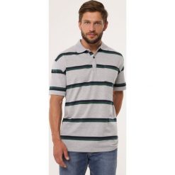 Jasnoszara Koszulka Powerlessness. Szare koszulki męskie Born2be, xl, w paski, polo, z krótkim rękawem, krótkie. Za 49,99 zł.