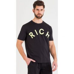 T-SHIRT FONSEKA john richmond sport. Czarne t-shirty męskie John Richmond, m, bez wzorów, z materiału, sportowe, bez kołnierzyka. Za 249,00 zł.