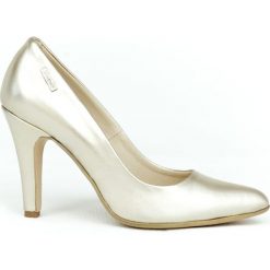 Szpilki - skóra naturalna - model 035 - kolor złoty. Żółte czółenka damskie Zapato, na imprezę, z nadrukiem, ze skóry, eleganckie, na wysokim obcasie, na obcasie, bez zapięcia. W wyprzedaży za 179,40 zł.
