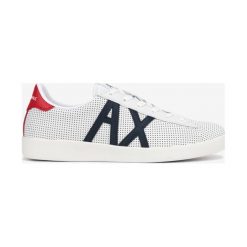Armani Exchange Tenisówki Biały. Białe trampki męskie Armani Exchange, bez wzorów, ze skóry, bez zapięcia. Za 550,95 zł.
