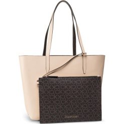 Torebka CALVIN KLEIN - Ck Mono Shopper Rev Md K60K606565 0HD. Pomarańczowe torby damskie na zakupy Calvin Klein, bez wzorów, ze skóry ekologicznej, klasyczne, bez dodatków. Za 749,00 zł.