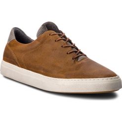 Sneakersy MARC O'POLO - 807 25013401 300 Cognac 720. Pomarańczowe półbuty męskie Marc O'Polo, na co dzień, bez wzorów, z zamszu, bez zapięcia. W wyprzedaży za 289,00 zł.