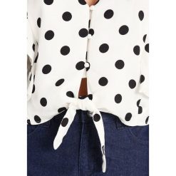 Bluzki asymetryczne: Bardot SPOT TIE Bluzka white