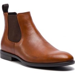 Sztyblety VAGABOND - Harvey 4463-001-27 Cognac. Pomarańczowe sztyblety męskie Vagabond, ze skóry, bez zapięcia. W wyprzedaży za 419,00 zł.