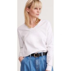 Bluza z bawełną organiczną - Biały. Białe bluzy damskie Reserved, s, bez wzorów, z bawełny, bez rękawów, bez kaptura. Za 69,99 zł.