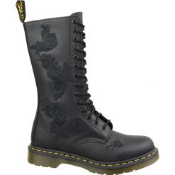 Dr. Martens Mono 1914 Vonda 24986001. Czarne glany damskie Dr. Martens, ze skóry, bez obcasa, bez zapięcia. W wyprzedaży za 749,99 zł.