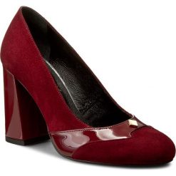 Półbuty ANN MEX - 8105 14CW+14LBJ Bordo. Czerwone półbuty damskie Ann Mex, na co dzień, z aplikacjami, ze skóry, eleganckie, bez obcasa, na obcasie, bez zapięcia. W wyprzedaży za 179,00 zł.