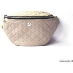 Beige Caro nerka/saszetka. Brązowe nerki damskie Pakamera, z aplikacjami, zdobione, bez dodatków. Za 109,00 zł.