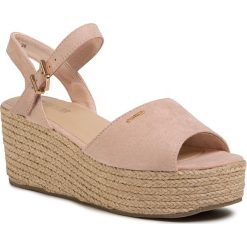 Espadryle BIG STAR - FF274749 Nude. Różowe espadryle damskie BIG STAR, bez wzorów, ze skóry ekologicznej, bez obcasa, na obcasie. W wyprzedaży za 109,00 zł.