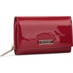 Duży Portfel Damski MONNARI - PUR0131-005 Red Lacquer. Czerwone portfele damskie Monnari, bez wzorów, ze skóry. W wyprzedaży za 159,00 zł.