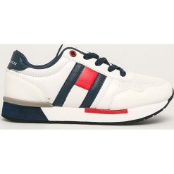 Tommy Hilfiger - Buty dziecięce. Białe trampki chłopięce TOMMY HILFIGER, bez wzorów, z gumy, sportowe, z okrągłym noskiem, na sznurówki. W wyprzedaży za 269,90 zł.