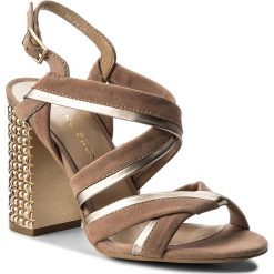 Sandały BRUNO PREMI - Camosico+Specchio+Tacco R3000X Nude/Rame/Platino. Pomarańczowe klapki damskie marki Bruno Premi, bez wzorów, z zamszu, bez obcasa, na obcasie. W wyprzedaży za 299,00 zł.