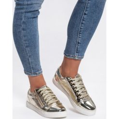 Złote Buty Sportowe Chill Out. Żółte buty sportowe damskie marki Inny, bez wzorów, sportowe. Za 49,99 zł.