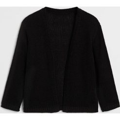 Mango Kids - Kardigan dziecięcy Kate 80-104 cm. Czarne swetry dziewczęce Mango Kids, bez wzorów, z dzianiny, bez kołnierzyka, bez rękawów, bez kaptura. Za 69,90 zł.