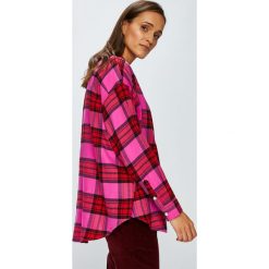 Levi's - Koszula. Czerwone bluzki damskie Levi's®, s, w kratkę, z bawełny, klasyczne, z klasycznym kołnierzykiem, z długim rękawem. W wyprzedaży za 109,90 zł.