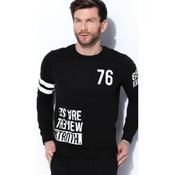 Czarna Bluza Truth. Czarne bluzy męskie Born2be, xl, z nadrukiem, z okrągłym kołnierzem, bez rękawów, bez kaptura. Za 59,99 zł.