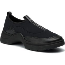 Sneakersy SOLO FEMME - 50001-02-I12/K44-03-00 Czarny. Czarne półbuty damskie Solo Femme, ze skóry. W wyprzedaży za 229,00 zł.