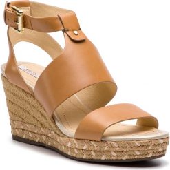 Espadryle GEOX - D Soleil A D72N7A 00043 C5102 Carmel. Brązowe espadryle damskie Geox, bez wzorów, ze skóry ekologicznej, bez obcasa, na obcasie. W wyprzedaży za 289,00 zł.