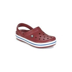 Chodaki Crocs CROCBAND. Czerwone klapki damskie Crocs, bez wzorów, bez obcasa. Za 139,30 zł.