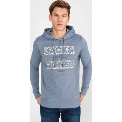 Jack & Jones New Gerard Bluza Niebieski. Niebieskie bluzy męskie Jack & Jones, xl, z haftami, z bawełny, bez kołnierzyka, bez rękawów, bez kaptura. Za 175,95 zł.