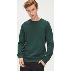 Bluza basic - Khaki. Brązowe bluzy męskie Cropp, s, bez wzorów, bez kołnierzyka, bez rękawów, bez kaptura. Za 59,99 zł.