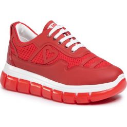Sneakersy LOVE MOSCHINO - JA15225G0AJS150A Rosso. Czerwone półbuty damskie Love Moschino, ze skóry ekologicznej. Za 949,00 zł.