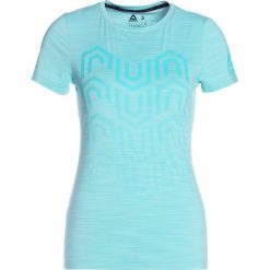 Reebok Tshirt z nadrukiem turquoise. Niebieskie topy sportowe damskie marki Reebok, m, z nadrukiem, z elastanu. W wyprzedaży za 135,20 zł.