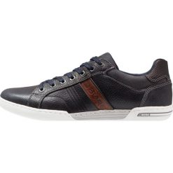 Björn Borg COLTRAINE Sneakersy niskie navy/tan. Niebieskie sneakersy męskie marki Björn Borg, bez wzorów, ze skóry, bez zapięcia. Za 409,00 zł.