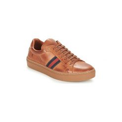 Buty Casual Attitude JERON. Pomarańczowe trampki męskie Casual Attitude, bez wzorów, casualowe, bez zapięcia. Za 295,20 zł.