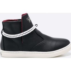 Guess Jeans - Trampki. Szare trampki dziewczęce Guess Jeans, z aplikacjami, z jeansu, z okrągłym noskiem. W wyprzedaży za 219,90 zł.