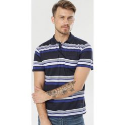 Granatowa Koszulka Echiphine. Niebieskie koszulki męskie Born2be, xl, bez wzorów, bez kołnierzyka, bez rękawów. W wyprzedaży za 39,99 zł.