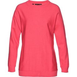 Sweter z rękawami typu nietoperz bonprix jasnoróżowy. Zielone swetry klasyczne damskie marki bonprix, w kropki, z kopertowym dekoltem, kopertowe. Za 49,99 zł.
