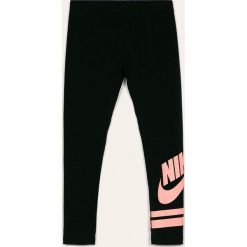 Nike Kids - Legginsy dziecięce 122-166 cm. Szare spodnie dziewczęce Nike Kids, z nadrukiem, z elastanu. Za 99,90 zł.