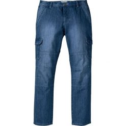 Dżinsy bojówki Regular Fit Straight bonprix niebieski "stone”. Niebieskie jeansy męskie bonprix, m, bez wzorów. Za 109,99 zł.