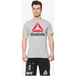 Reebok Koszulka Ss Qqr Reebok Stacked , szary, rozmiar M. Szare koszulki męskie Reebok, s, bez wzorów, z bawełny, bez kołnierzyka, bez rękawów. W wyprzedaży za 69,99 zł.