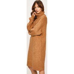 Answear - Sweter. Żółte swetry damskie ANSWEAR, s, bez wzorów, z poliesteru, bez rękawów, bez kaptura. W wyprzedaży za 119,90 zł.