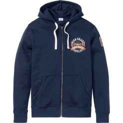 Bluza rozpinana z kapturem bonprix ciemnoniebieski z nadrukiem. Niebieskie bluzy męskie bonprix, s, z nadrukiem, z kapturem, bez rękawów, z kapturem. Za 99,99 zł.
