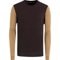Swetry klasyczne męskie: Sweter w kolorze beżowo-brązowym