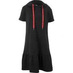 Sukienka dresowa, rękawy 1/2, z kolekcji Maite Kelly bonprix czarny. Czarne sukienki damskie bonprix, bez wzorów, z dresówki, eleganckie, bez kołnierzyka, bez rękawów, sportowe. Za 109,99 zł.