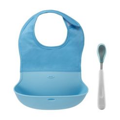 OXO Zestaw Śliniak Zwijany z Łyżeczką Aqua. Niebieskie śliniaki marki Oxo. Za 69,00 zł.