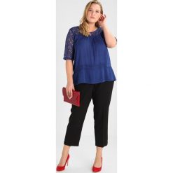 Bluzki damskie: Gabrielle by Molly Bracken INSERT HALF SLEEVE Bluzka blue