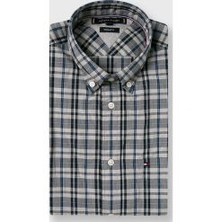 Tommy Hilfiger - Koszula. Szare koszule męskie TOMMY HILFIGER, s, bez wzorów, z bawełny, casualowe, button down, z długim rękawem. W wyprzedaży za 299,90 zł.