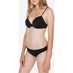 Heidi Klum Intimates Sun Muse Górna część stroju kąpielowego Czarny. Czarne stroje kąpielowe damskie Heidi Klum Intimates, bez wzorów, z elastanu. Za 455,95 zł.