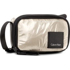 Listonoszki damskie: Torebka CALVIN KLEIN BLACK LABEL – Fluid Small Crossbod K60K604039 617