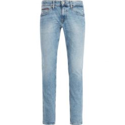 Jeansy Slim Fit Tommy Jeans DM0DM06361. Niebieskie jeansy męskie Tommy Jeans, m, bez wzorów. W wyprzedaży za 229,00 zł.