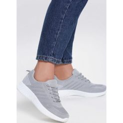 Szare Buty Sportowe Directivity. Szare buty sportowe damskie Inny, bez wzorów, sportowe. Za 64,99 zł.