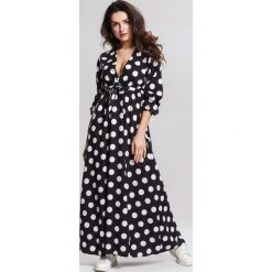 Czarna Sukienka Overheat. Czarne sukienki damskie Renee, s, w paski, eleganckie, bez kołnierzyka, bez rękawów, maxi. Za 119,99 zł.