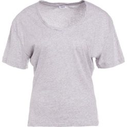 Bluzki, topy, tuniki: Filippa K TWISTNECK TEE Tshirt basic light grey