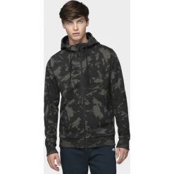 Bluza męska BLM219 - khaki allover. Brązowe bluzy męskie m, bez wzorów, z dzianiny, z kapturem, bez rękawów, z kapturem. W wyprzedaży za 99,99 zł.