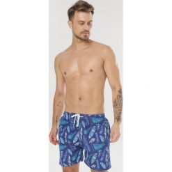 Niebieskie Szorty Aroasa. Niebieskie spodenki i szorty męskie Born2be, xl, bez wzorów. W wyprzedaży za 24,99 zł.